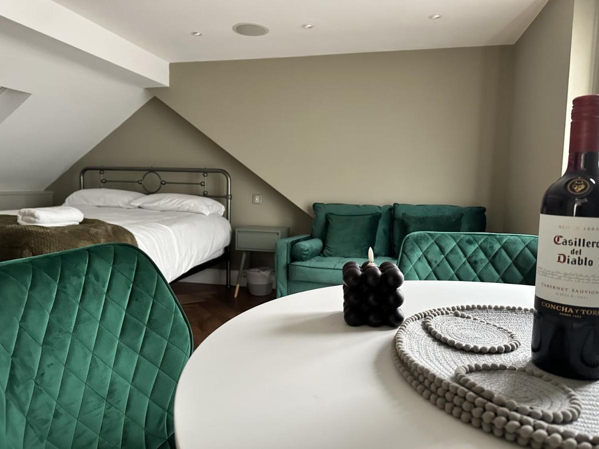 Super Deluxe Apartment Барнет Екстериор снимка